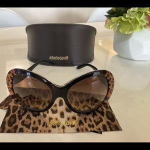 Gorgeous ROBERTO CAVALLI sunglasess